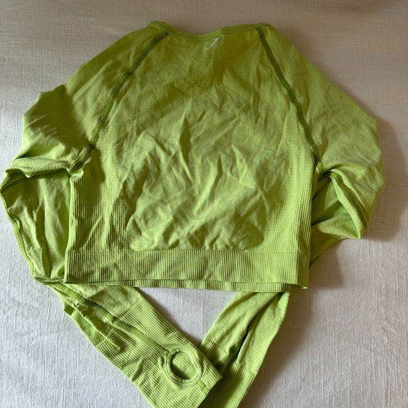 Gymshark long sleeve - Picture 2 of 2